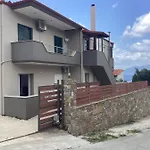 Marmari Apartamento *